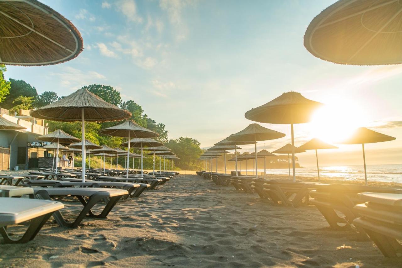 Atik Hotel Unye ภายนอก รูปภาพ